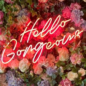 Meet your Posher, Julia